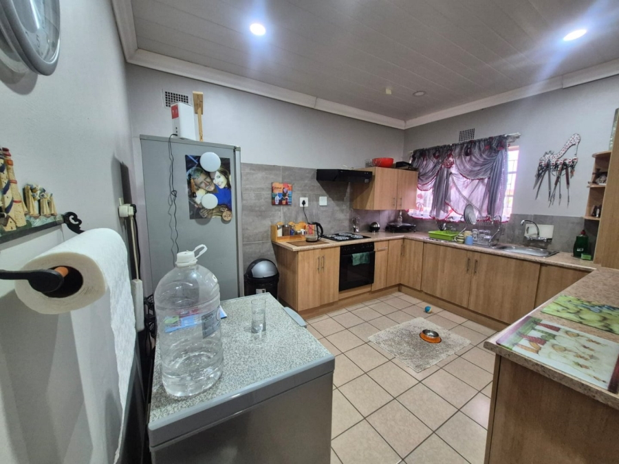 2 Bedroom Property for Sale in Collerville North West